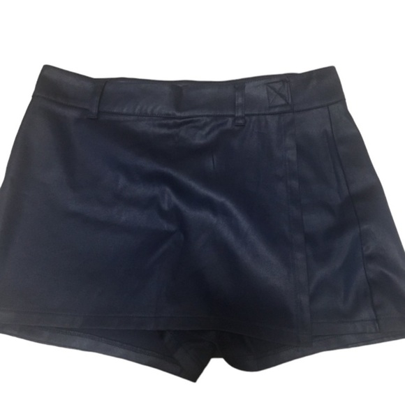 Dark Blue Skort Size 7 - Picture 1 of 5
